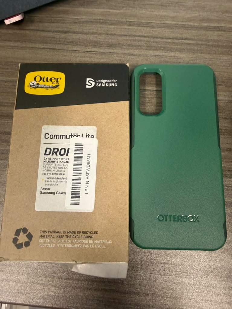 OtterBox Commuter Lite green case for Samsung Galaxy