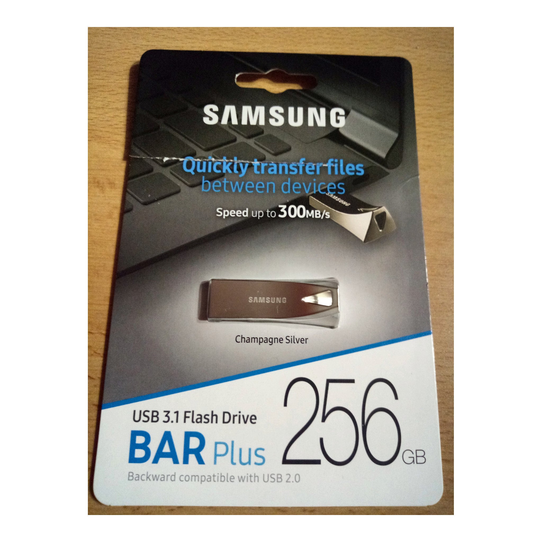 Samsung BAR Plus 256GB USB 3.1 Flash Drive, Champagne Silver, up to 400MB/s - image 3